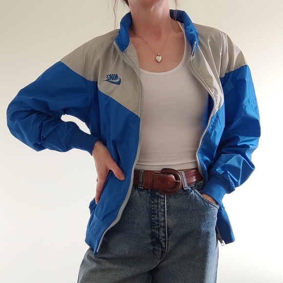 *Sold* Vintage 1980s Nike Windbreaker, Track Jacket Size Small - Picture 2 of 10